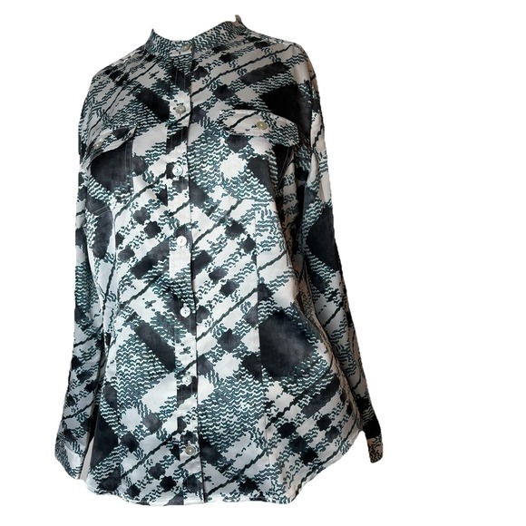 Chico's Tops - Chico's Mandarin Collar Silky Feel Black Emerald Green Print Shirt Sz 1  Medium